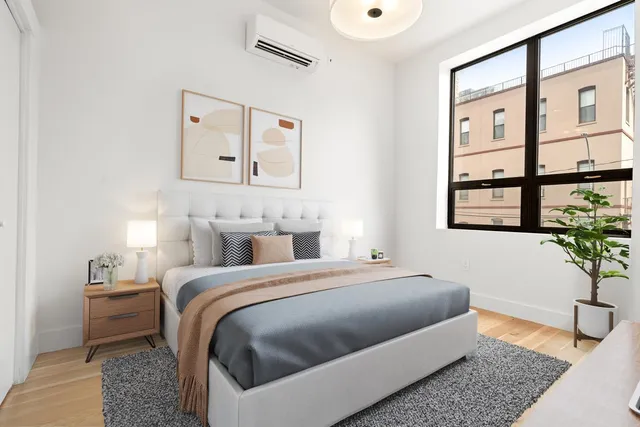 $950,000 | 5-12 51st Avenue, Unit 2A | Long Island City