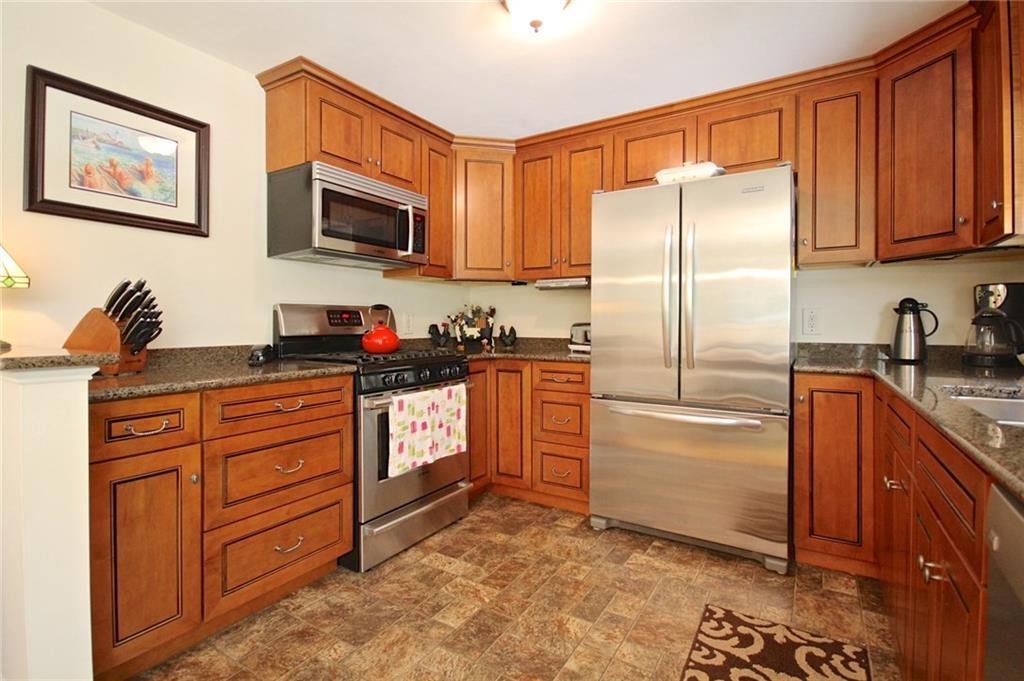 19 Philip Road Cape Elizabeth, ME 04107 - Photo 11 of 35 Photo