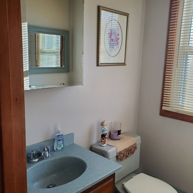 52 Harvest Road, Unit 52 Uxbridge, MA 01569 - Photo 10 of 29 Gallery Image 10