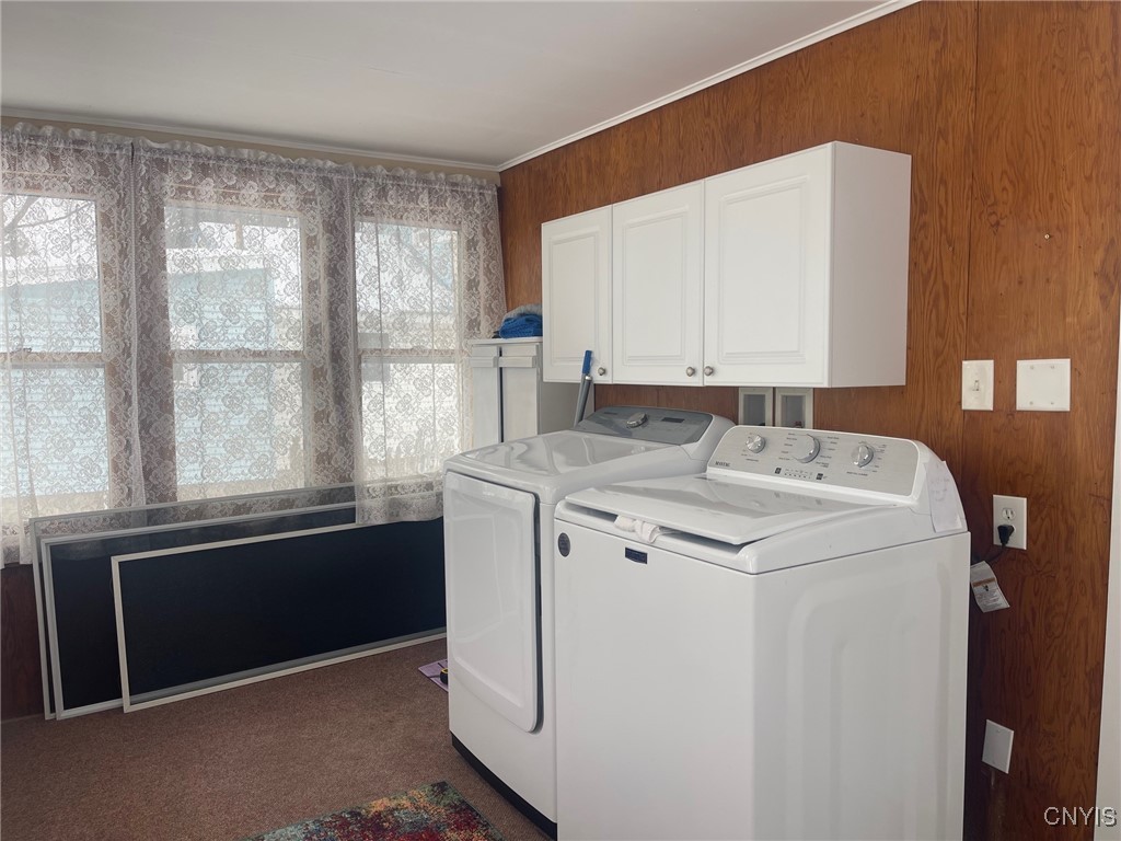 322 North Main Street Lenox, NY 13032 - Photo 30 of 33 Washer & dryer stay