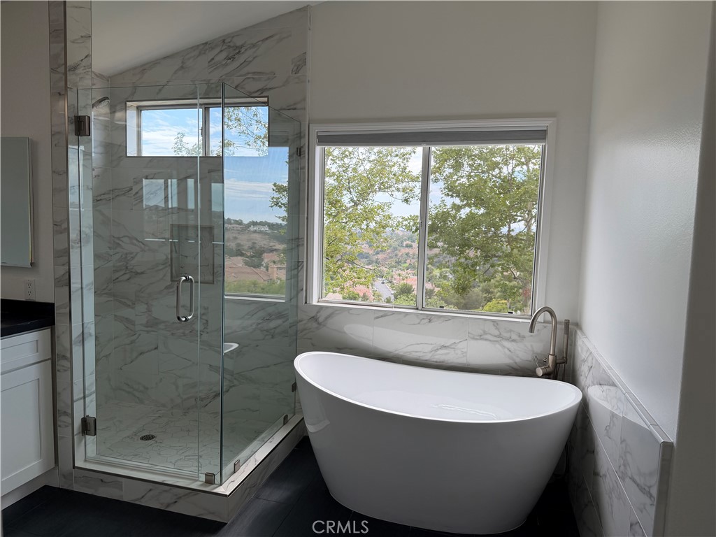 15 Field Point Rancho Santa Margarita, CA 92679 - Photo 23 of 34