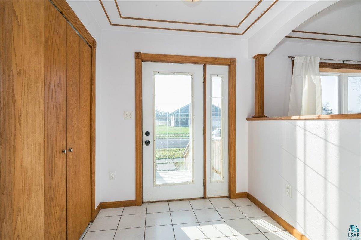 1813 East 8th Street Superior, WI 54880 - Photo 4 of 26