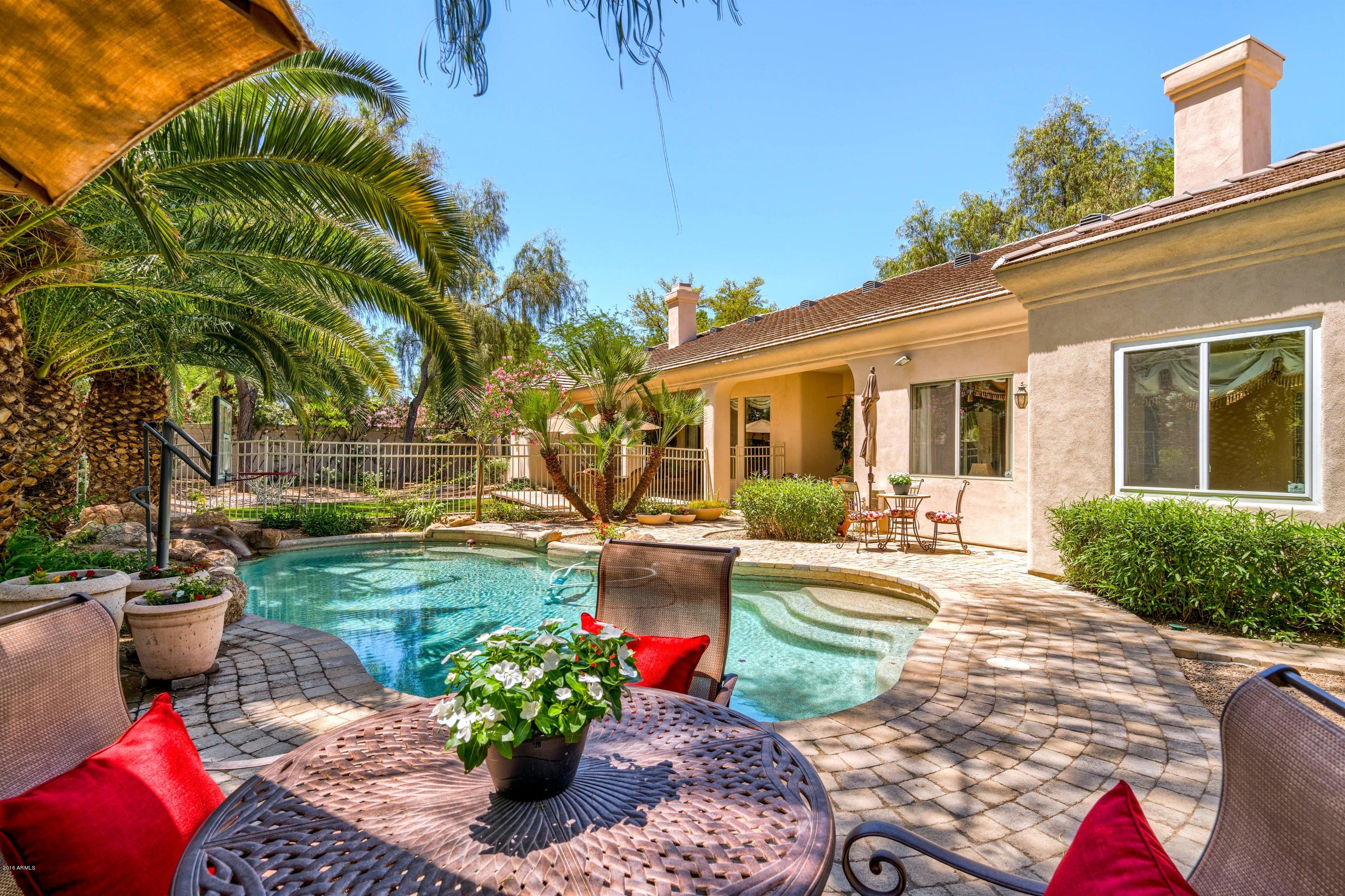 1101 East Warner Road, Unit 137 Tempe, AZ 85284 - Photo 3 of 37 Resort Pool