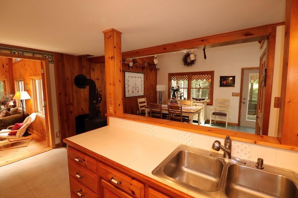 69 South Village Road Tolland, MA 01034 - Photo 10 of 40