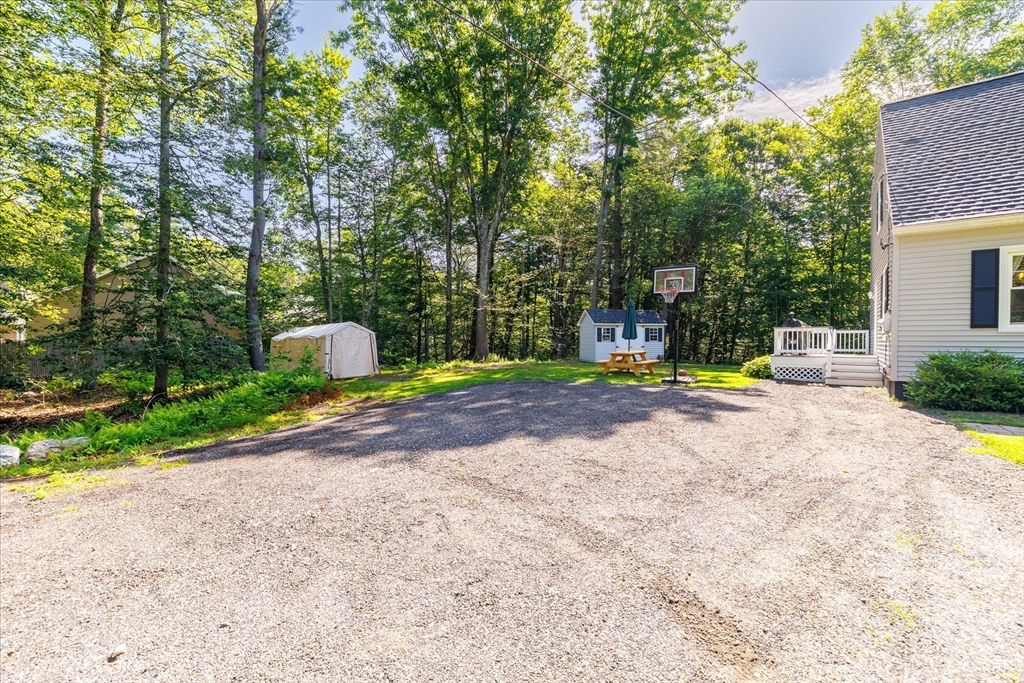 44 Underwood Road Hubbardston, MA 01452 - Photo 3 of 42