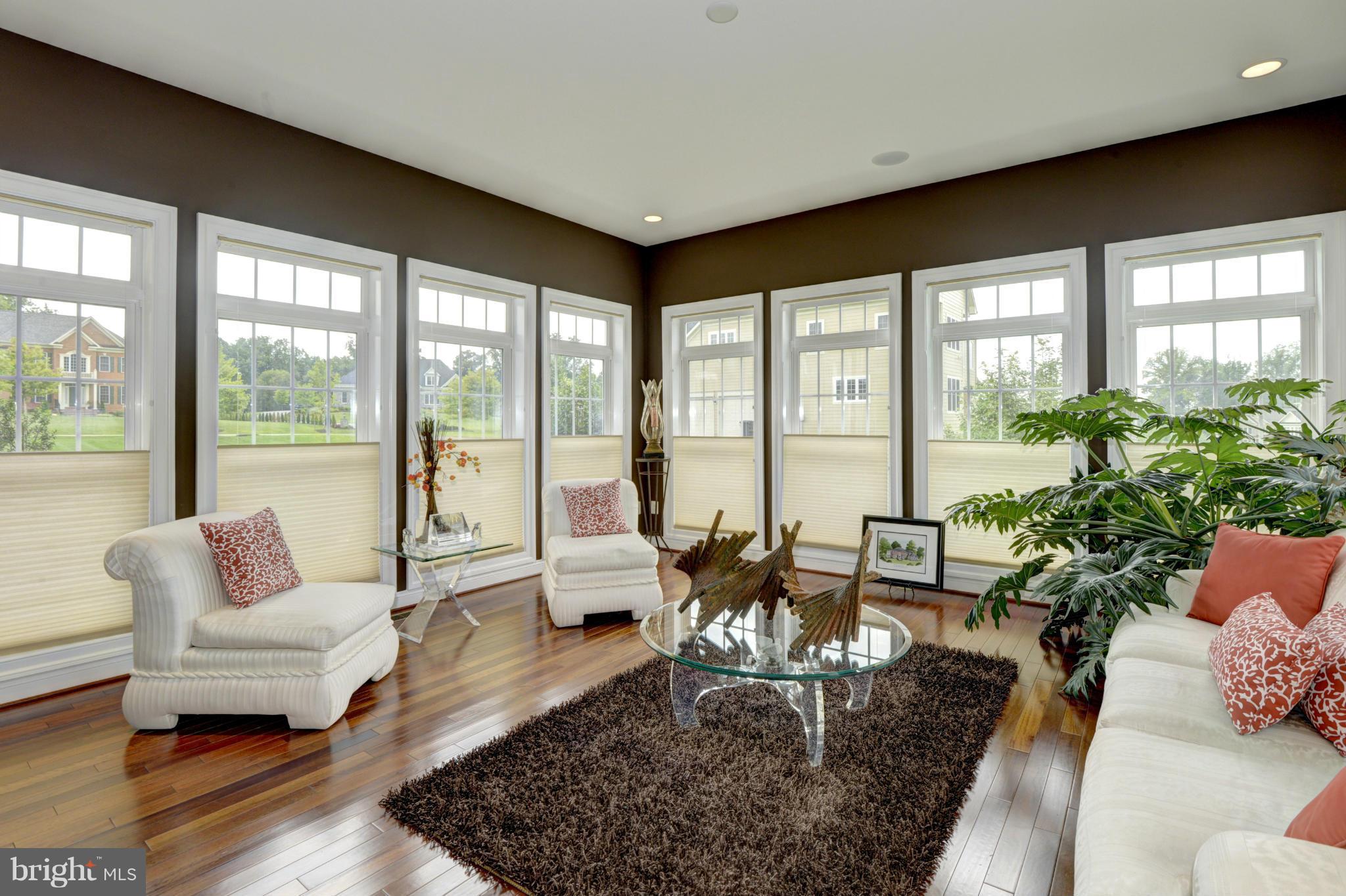 11032 Hunters View Road Ellicott City, MD 21042 - Photo 4 of 29 Interior (General)