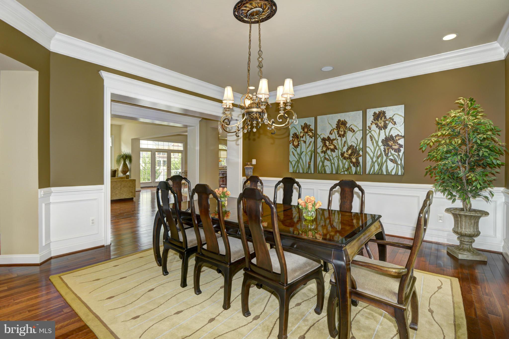 11032 Hunters View Road Ellicott City, MD 21042 - Photo 5 of 29 Dining Room