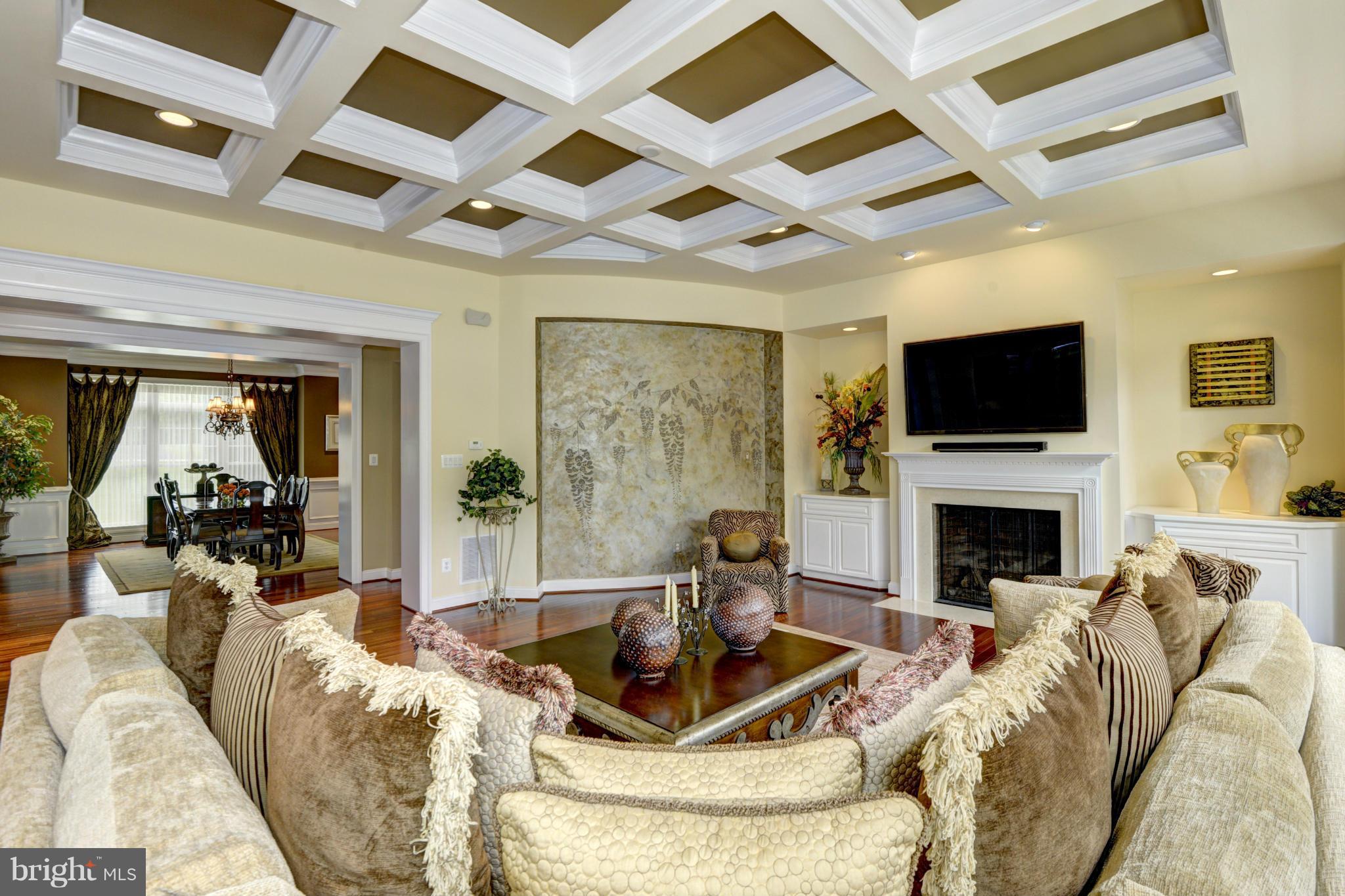 11032 Hunters View Road Ellicott City, MD 21042 - Photo 7 of 29 Family Room