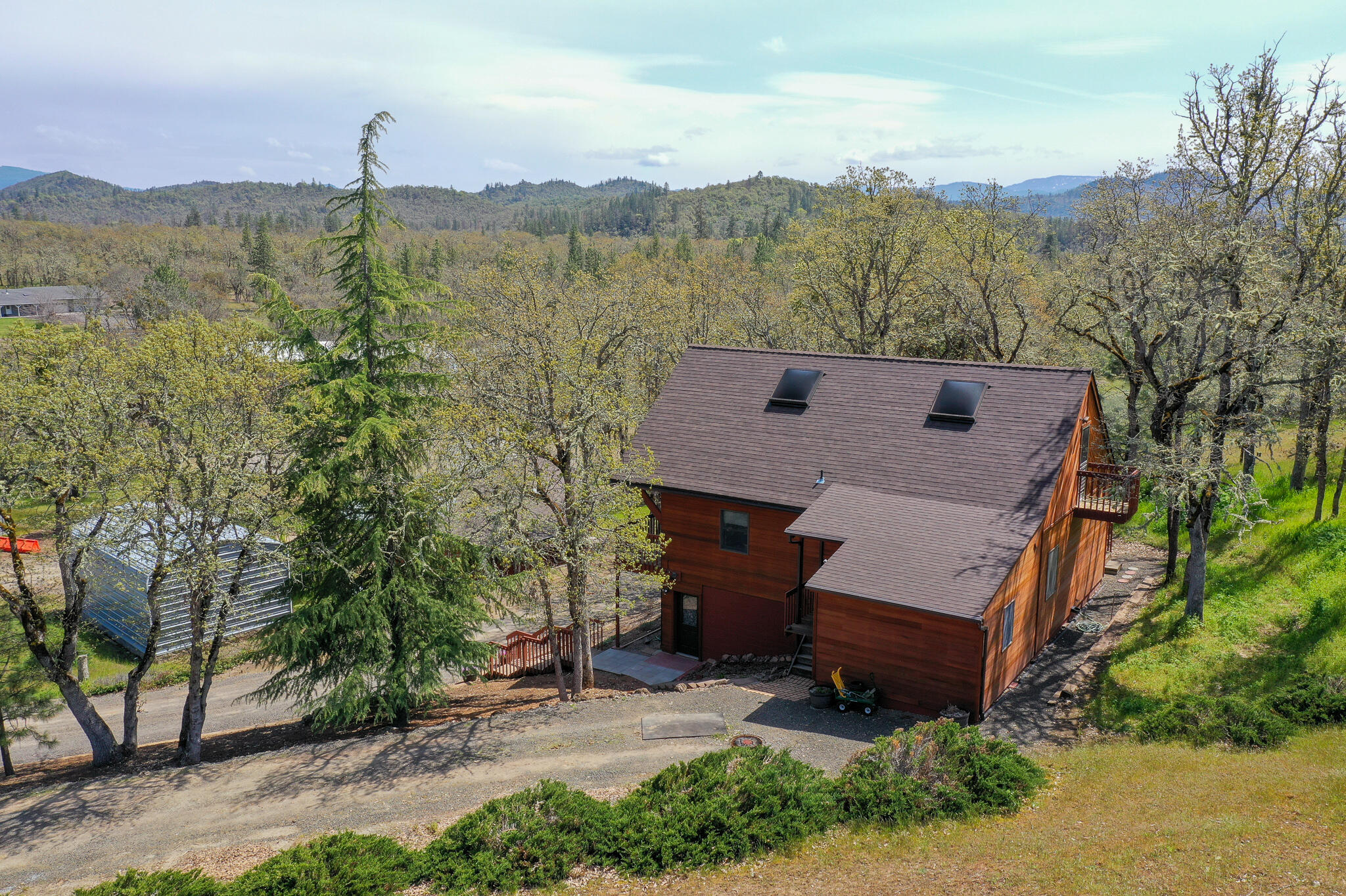 1445 South Obenchain Road Eagle Point, OR 97524 - Photo 4 of 53 DJI_0033