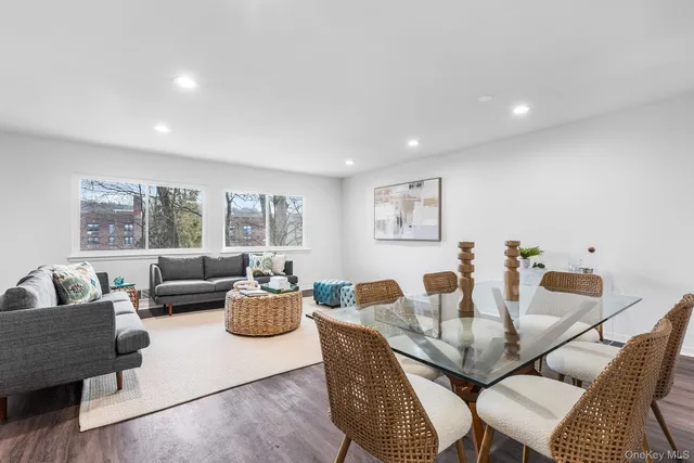 $589,000 | 25 Barker Street, Unit 406, Mount Kisco, NY 10549