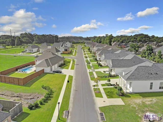 $137,000 | 77 Emery Lane, Prairieville, LA 70769