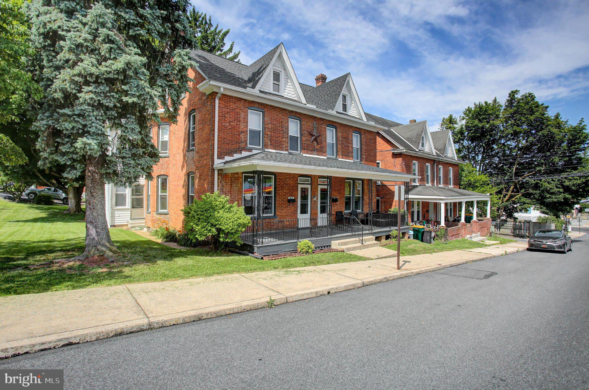 46 West 3rd Street Waynesboro, PA 17268 - Photo 3 of 44
