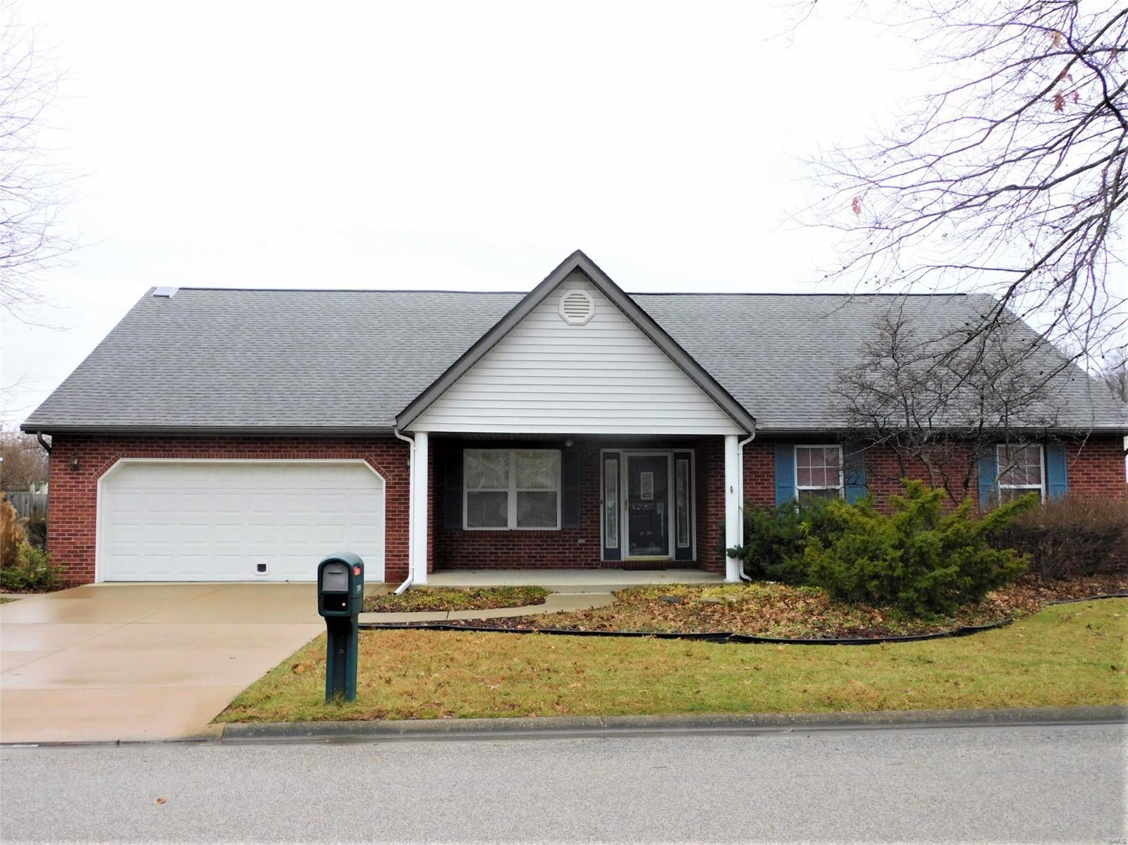 2340 Greenfield Drive Belleville, IL 62221 - Photo 1 of 38