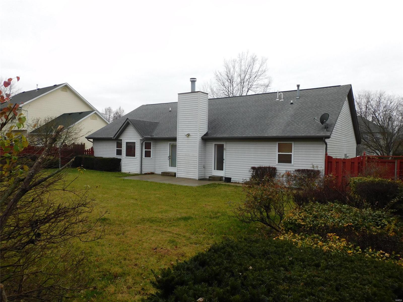 2340 Greenfield Drive Belleville, IL 62221 - Photo 34 of 38