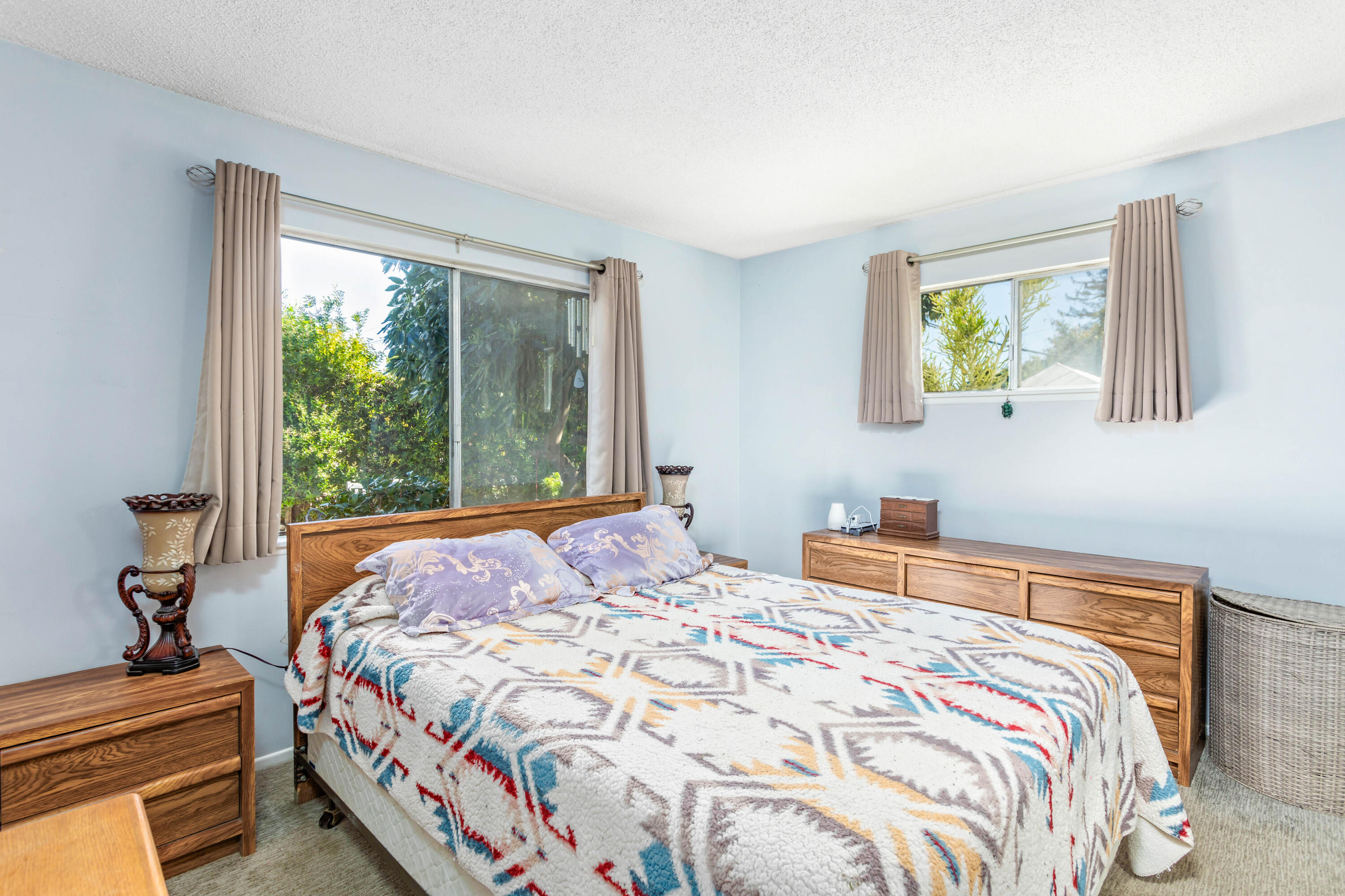 114 Walnut Lane Santa Barbara, CA 93111 - Photo 20 of 38 Bedroom 3