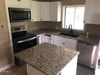 915 Sayers Street Marion, VA 24354 - Photo 3 of 11 sayers int 8 9.1.25