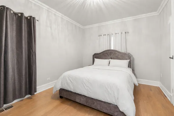$1,419,000 | 1337 Hiawatha Court, Highland Park, IL 60035