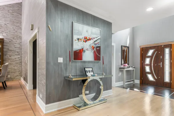 $1,419,000 | 1337 Hiawatha Court, Highland Park, IL 60035