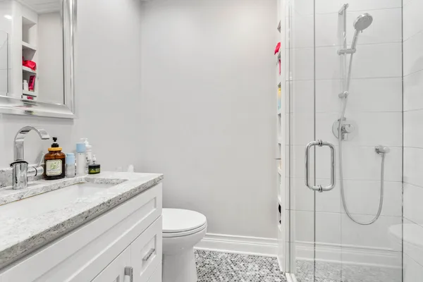 $1,419,000 | 1337 Hiawatha Court, Highland Park, IL 60035