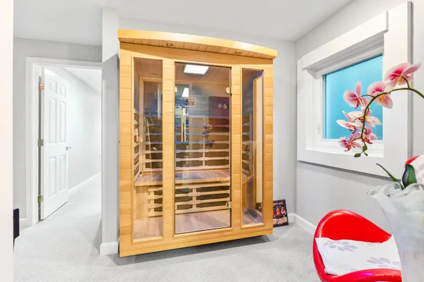 $1,419,000 | 1337 Hiawatha Court, Highland Park, IL 60035