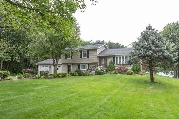 $539,900 | 1373 Center Street, Ludlow, MA 01056