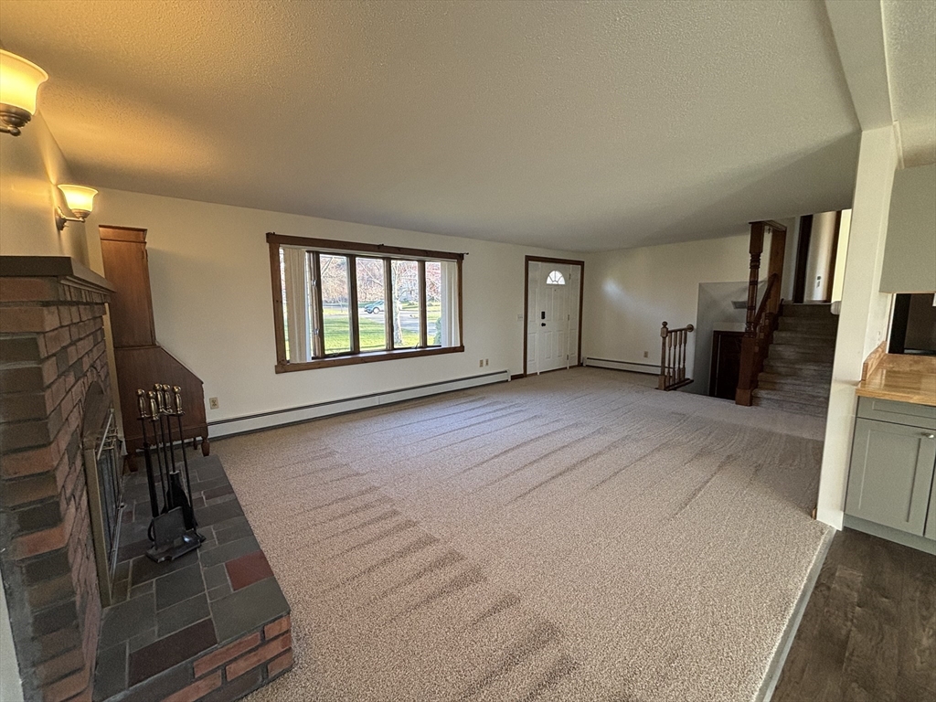 1373 Center Street Ludlow, MA 01056 - Photo 4 of 20