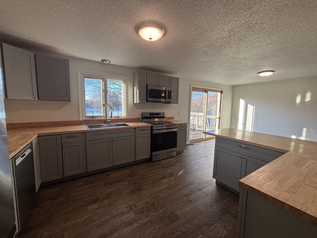 1373 Center Street Ludlow, MA 01056 - Photo 6 of 20