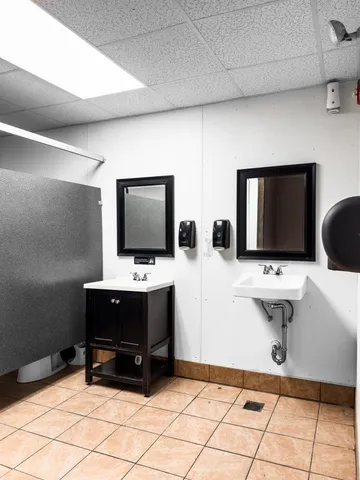 $875,000 | 190 Harlow Street, Bangor, ME 04401