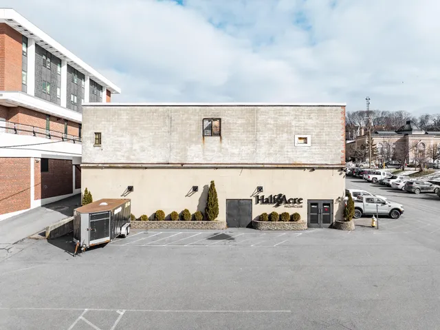 $875,000 | 190 Harlow Street, Bangor, ME 04401