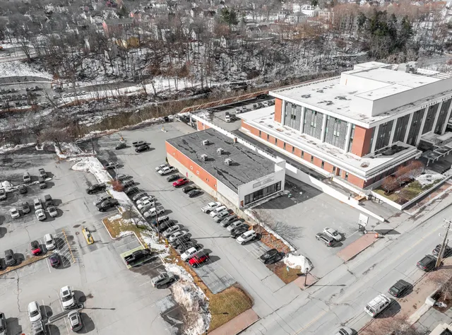 $875,000 | 190 Harlow Street, Bangor, ME 04401