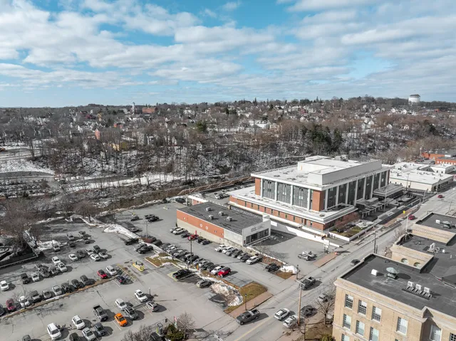 $875,000 | 190 Harlow Street, Bangor, ME 04401