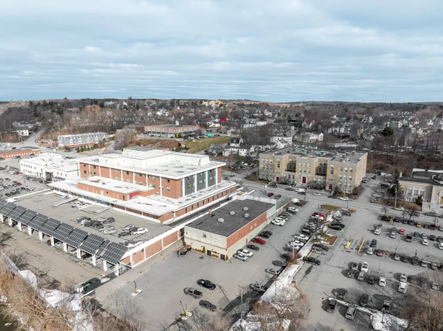 $875,000 | 190 Harlow Street, Bangor, ME 04401