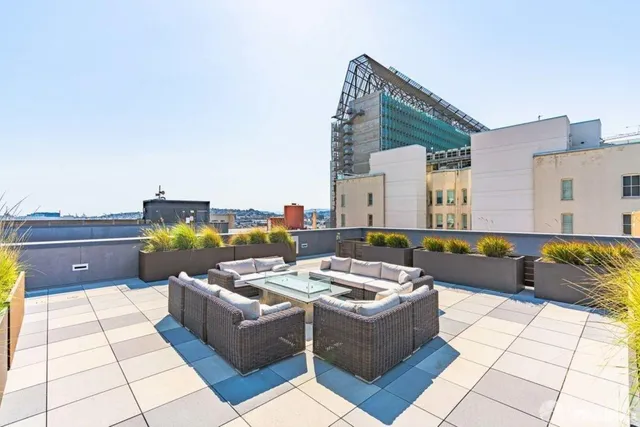 a view of a outdoor space