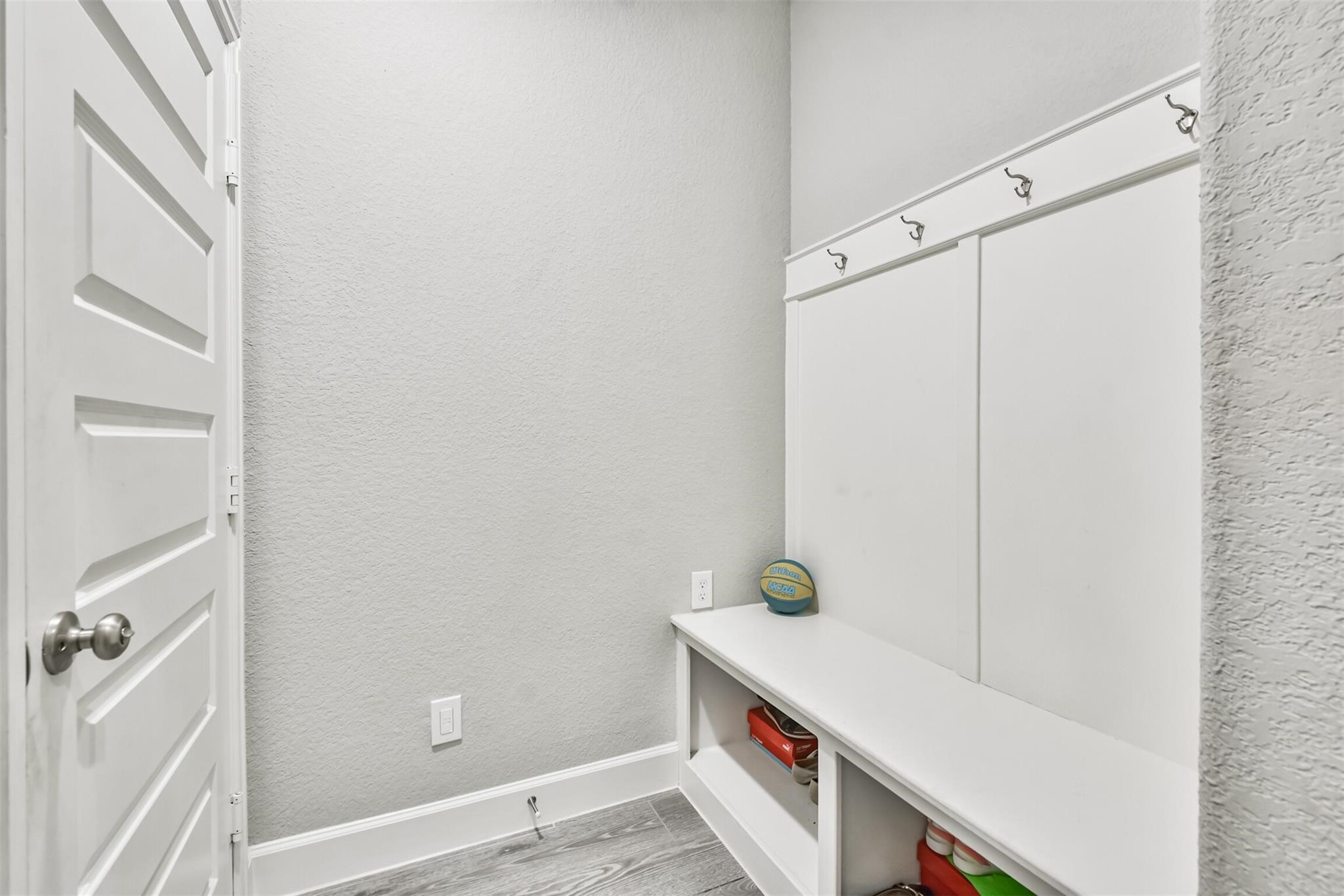 15018 Concho River Way Cypress, TX 77433 - Photo 31 of 34 a room with a window and a white walls