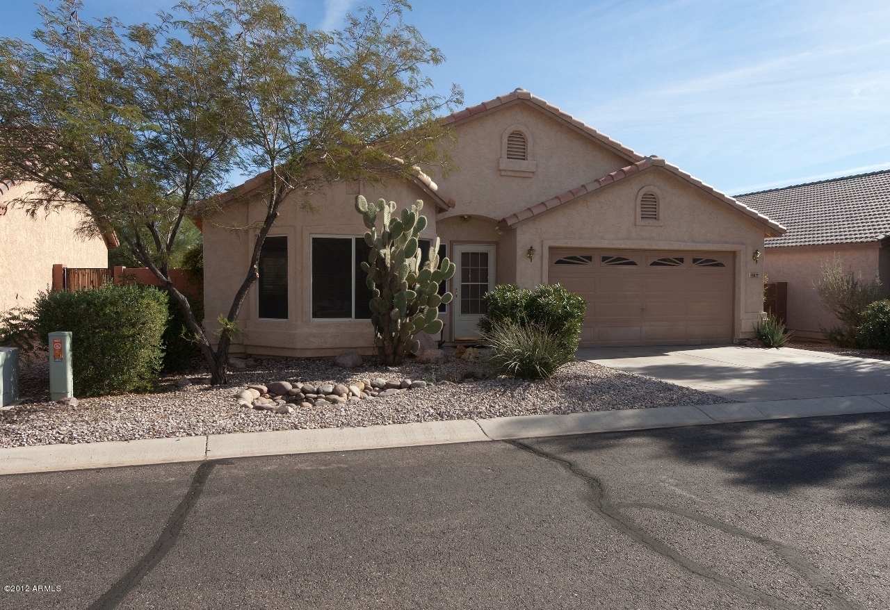 6907 South Red Hills Road Gold Canyon, AZ 85118 - Photo 1 of 19 Front Elevation