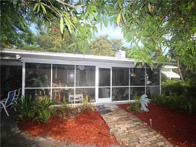 1444 Southeast Riverside Drive Stuart, FL 34996 - Photo 1 of 7 Gallery Image 1
