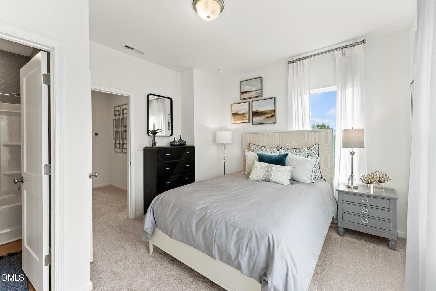 413 North Fisher Street Raleigh, NC 27610 - Photo 9 of 12 413 N Fisher 9