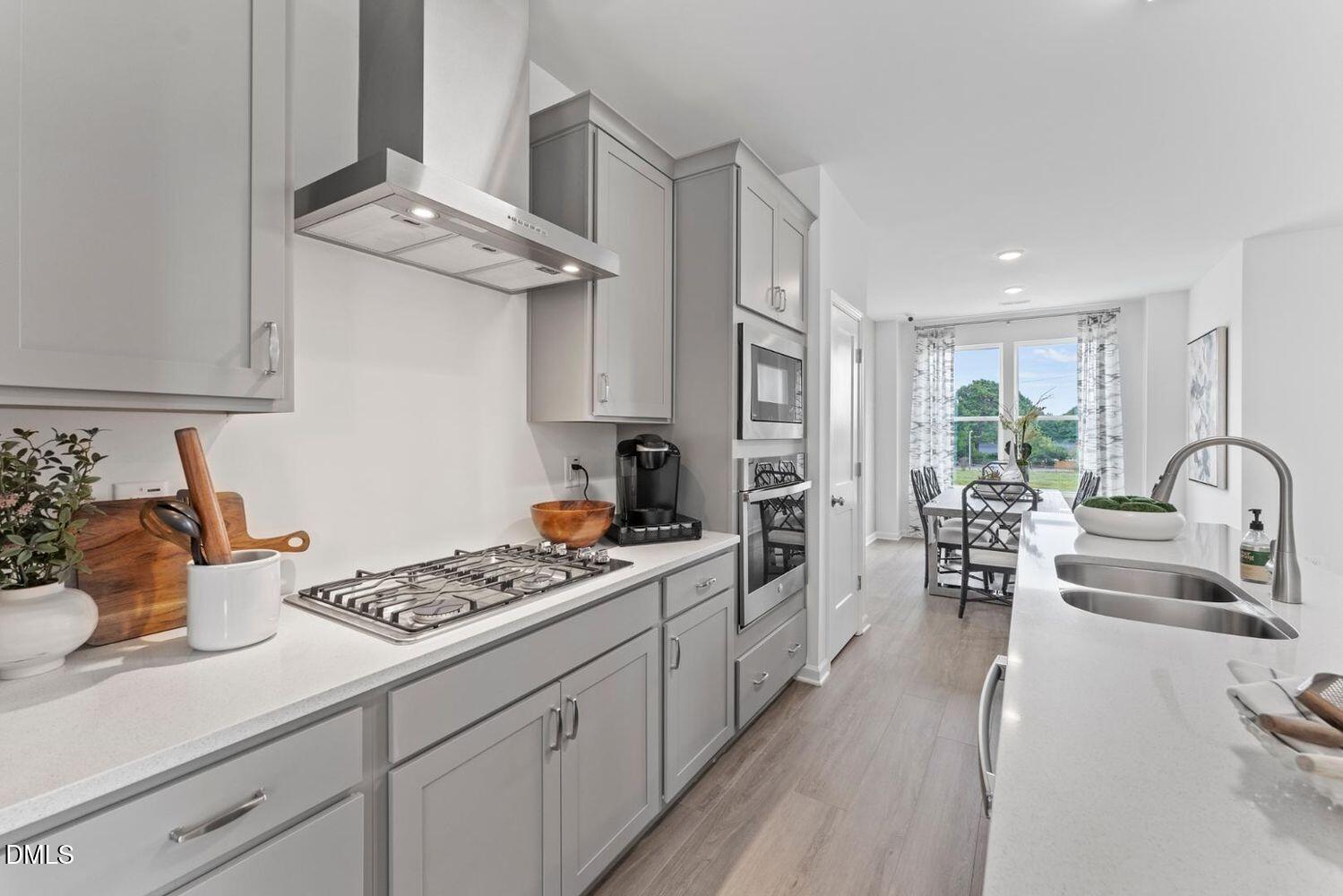 413 North Fisher Street Raleigh, NC 27610 - Photo 5 of 12 413 N Fisher 5