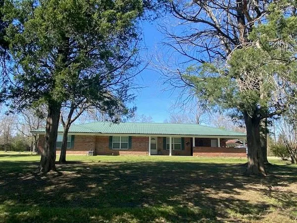 $225,000 | 1528 Highway 8, Sicily Island, LA 71368