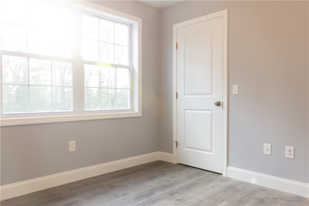 120 Pine Hill Road Scituate, RI 02857 - Photo 18 of 35