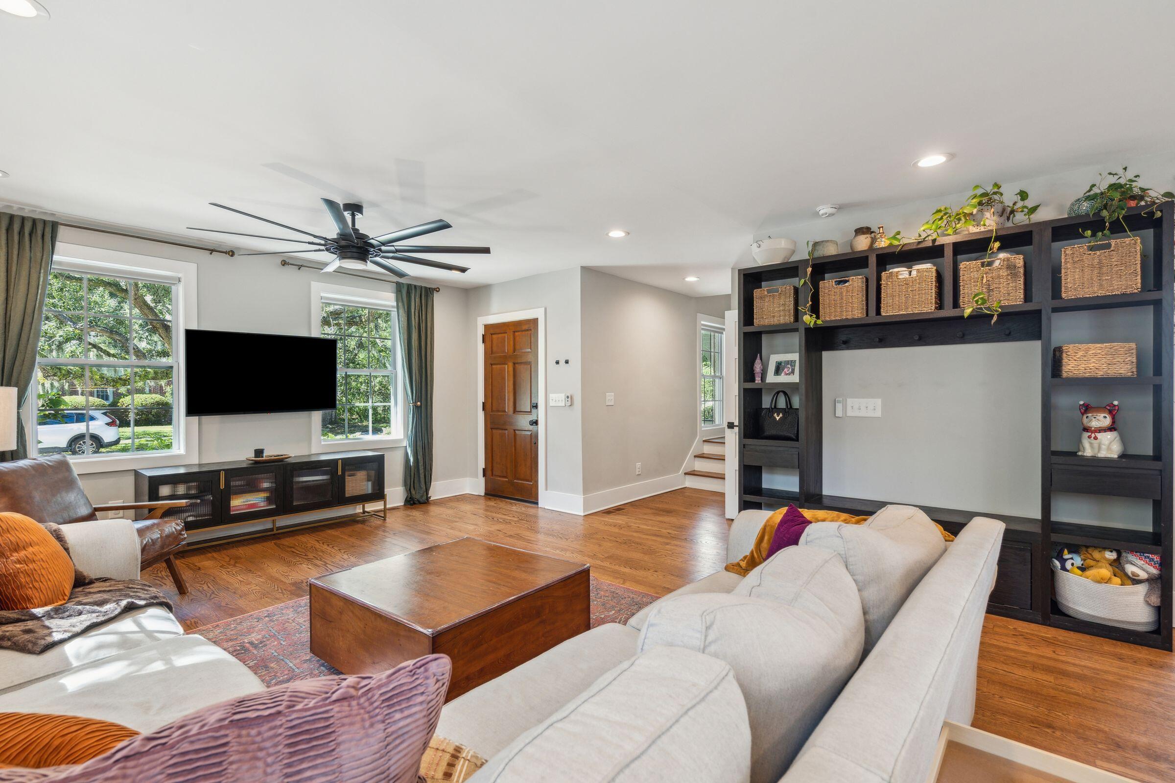 38 Nicholson Street Charleston, SC 29407 - Photo 13 of 81 Living room
