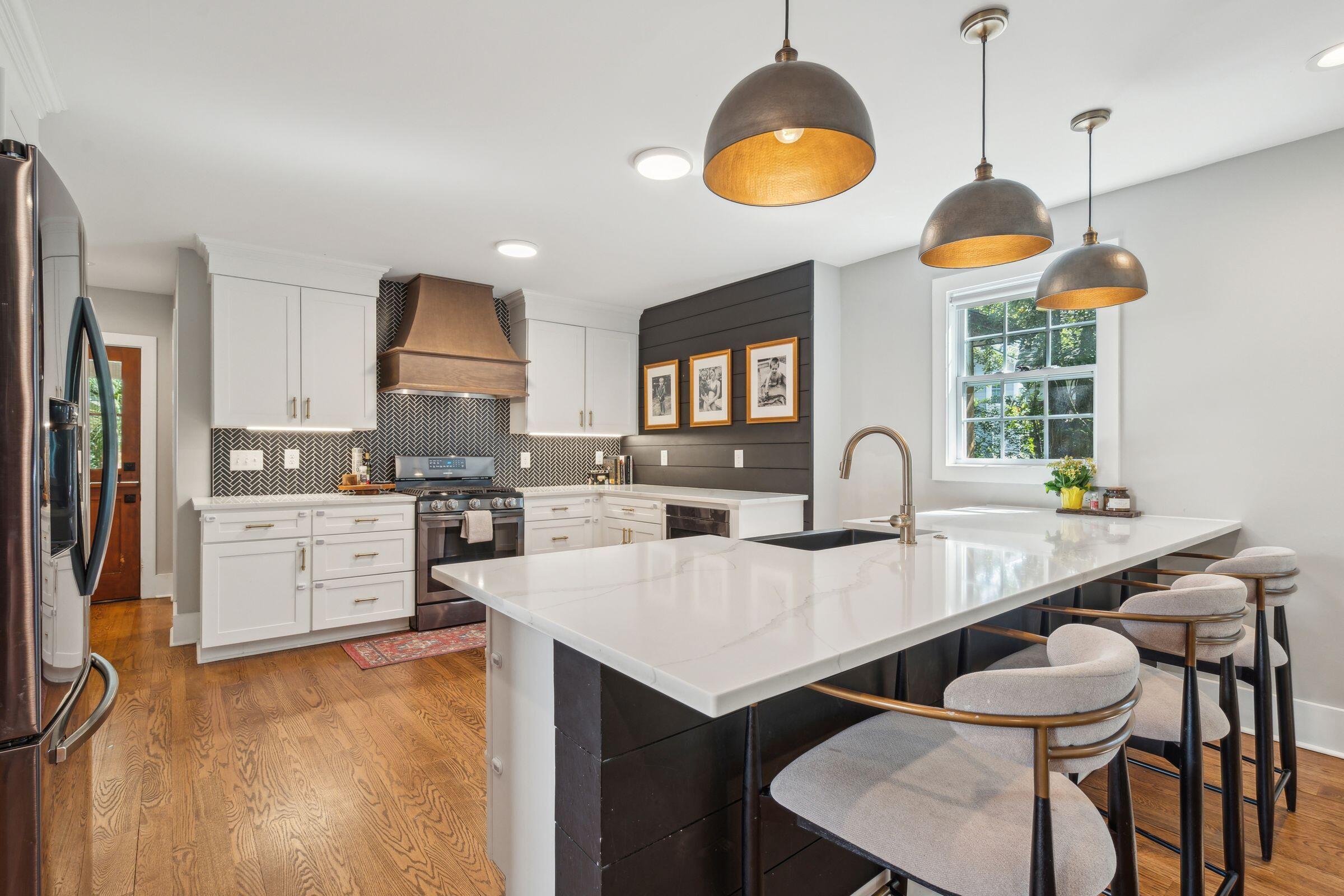 38 Nicholson Street Charleston, SC 29407 - Photo 15 of 81 kitchen/bar