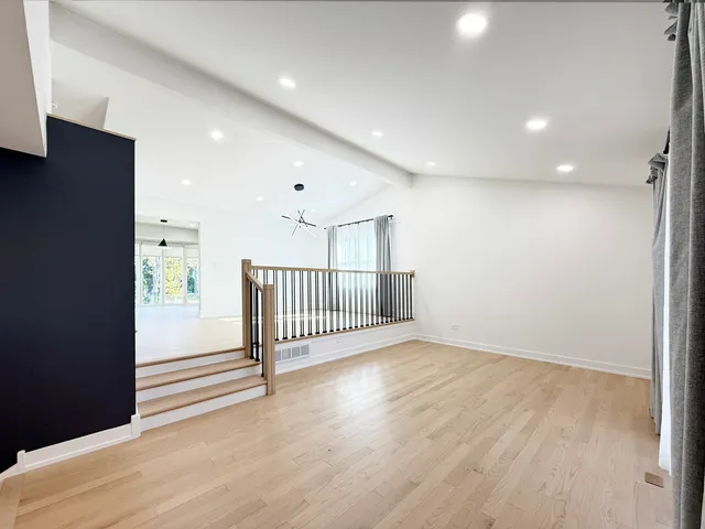 $3,800 | 3103 North Wilshire Lane, Arlington Heights, IL 60004