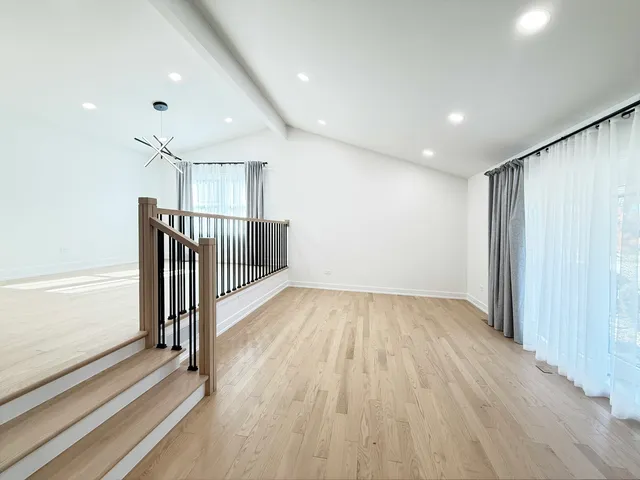 $3,800 | 3103 North Wilshire Lane, Arlington Heights, IL 60004