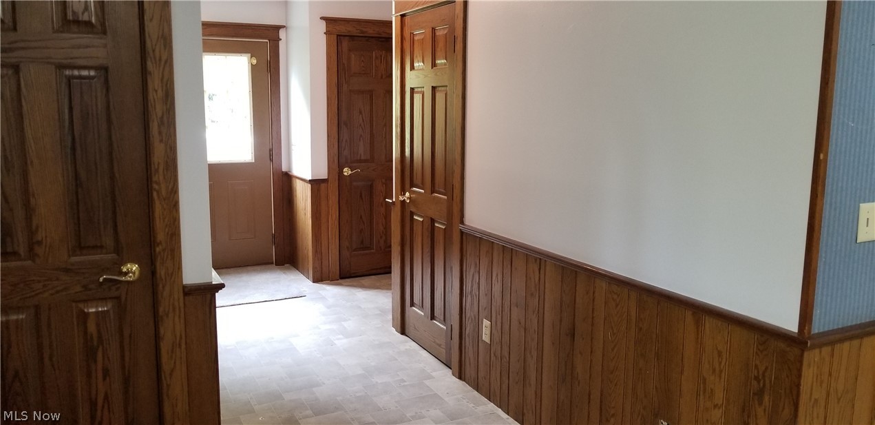 25227 Ridge Road East Rochester, OH 44625 - Photo 28 of 35 Gallery Image 28