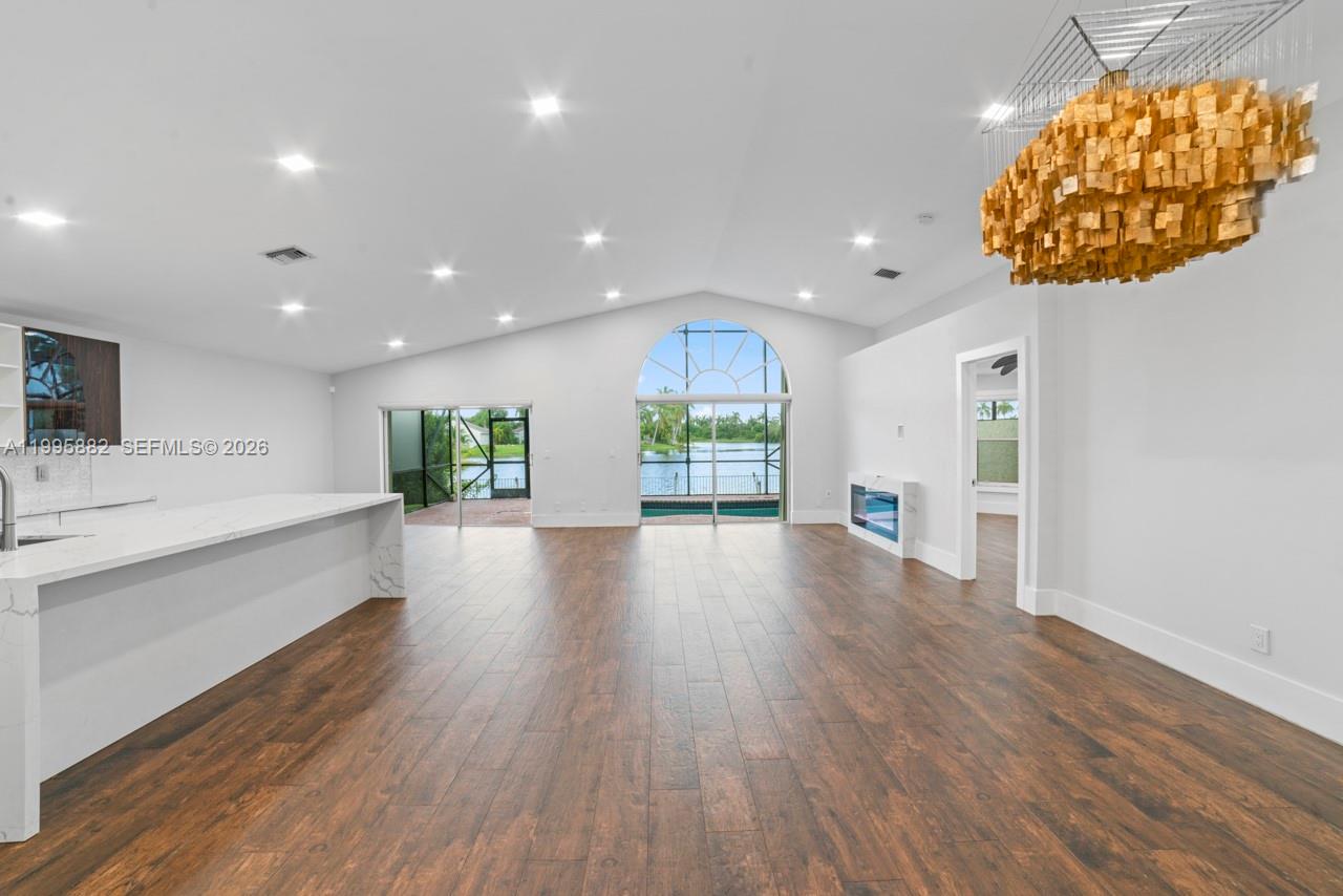 18096 Southwest 29th Street Miramar, FL 33029 - Photo 7 of 49