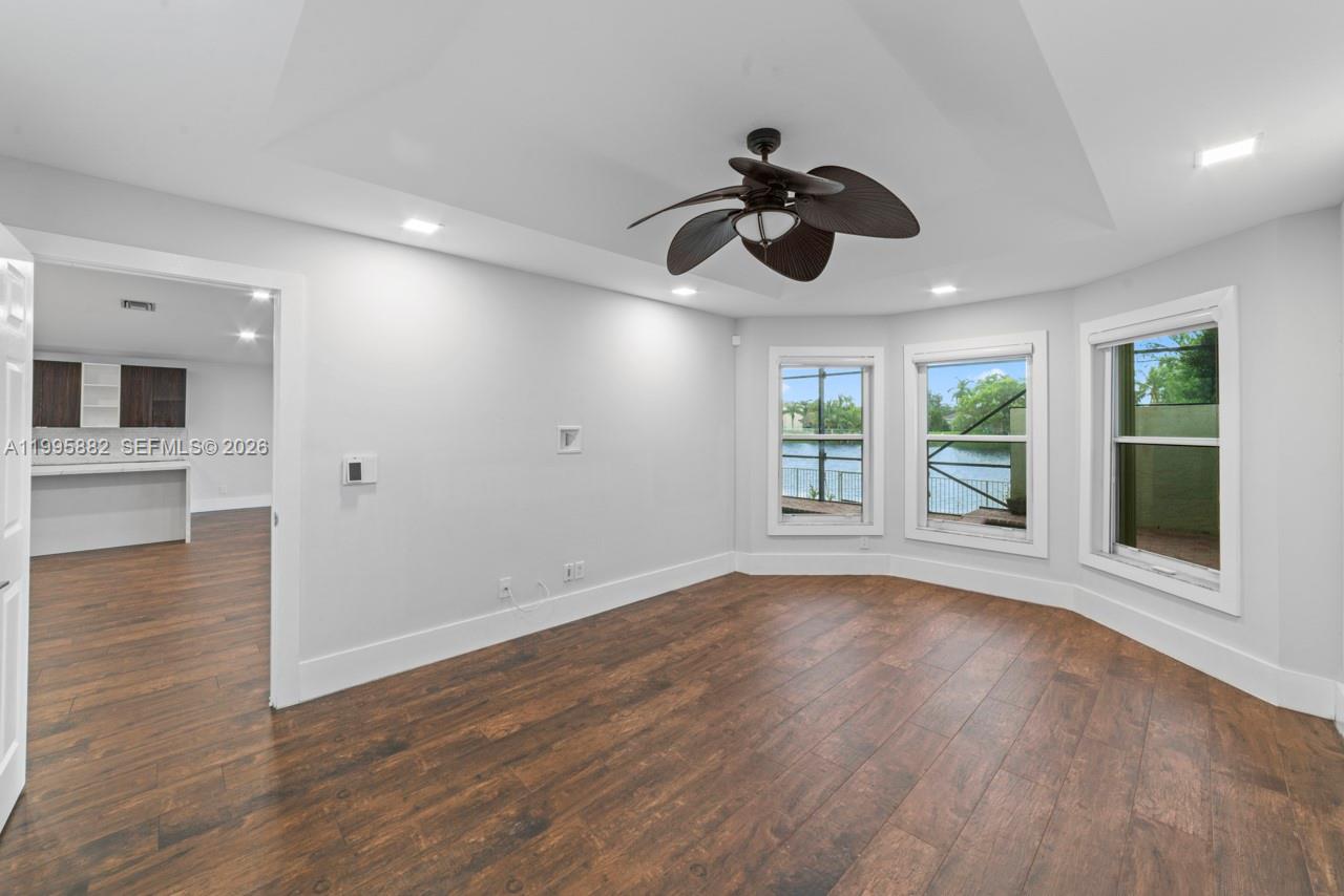 18096 Southwest 29th Street Miramar, FL 33029 - Photo 10 of 49