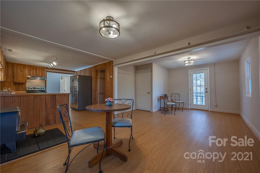 124 Frost Road Saluda, NC 28773 - Photo 25 of 38 Gallery Image 25