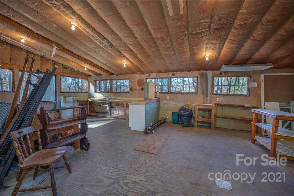 124 Frost Road Saluda, NC 28773 - Photo 30 of 38 Gallery Image 30