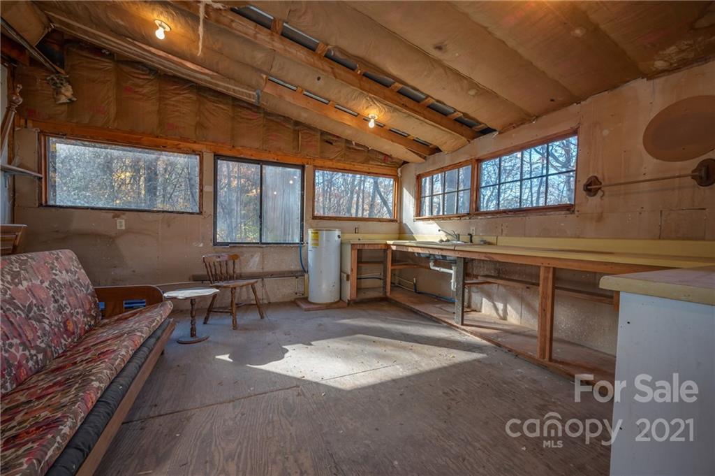 124 Frost Road Saluda, NC 28773 - Photo 31 of 38 Gallery Image 31